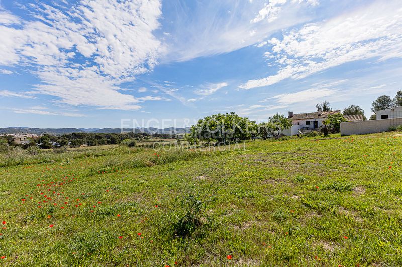 Foto 63f0e3ae-ffc0-4f4f-b60c-ad835fef4638. Edificio masia les farigoles en Centre Sant Pere de Ribes