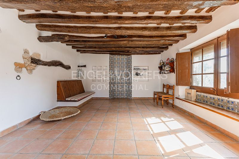 Foto 85803573-05d3-4786-96ef-c42803bddcba. Edificio masia les farigoles en Centre Sant Pere de Ribes