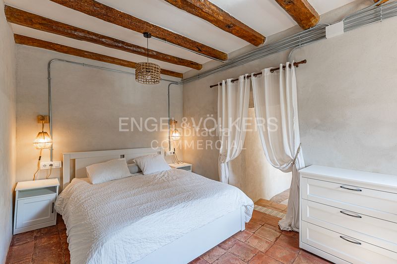 Foto b946aee0-730e-4363-a446-7b9040711e78. Edificio masia les farigoles en Centre Sant Pere de Ribes