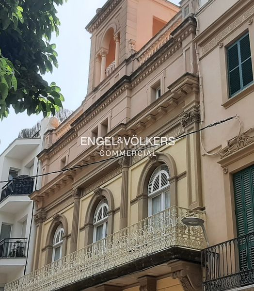 Foto f3e917aa-6db6-457e-88e9-a7f1447313b2. Edifici a Centre Sabadell