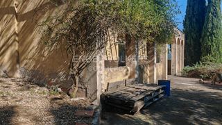 Gebäude in Subirats. Masía del siglo xix en el penedès con potencial para hotel rural