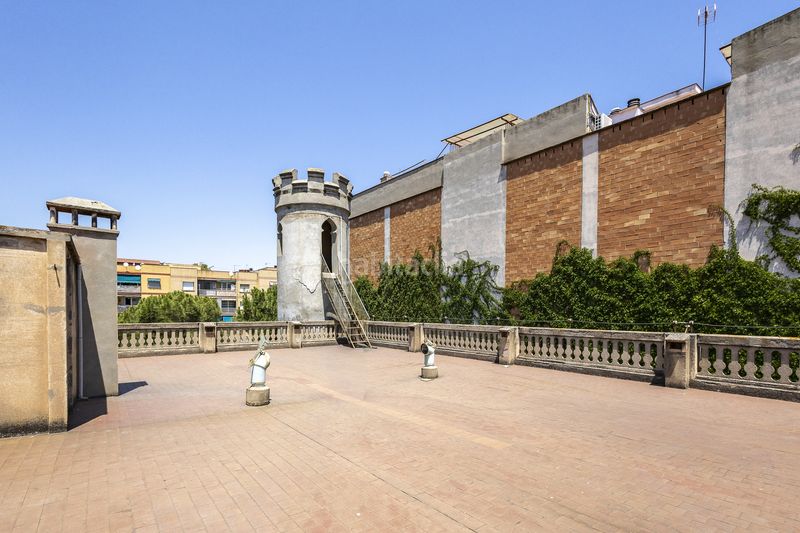Foto d98c2bd4-c723-4cdb-b00a-70b7e1655193. Edificio in Centre Sant Boi de Llobregat