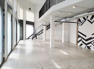 Oficina a El Parc i la Llacuna del Poblenou. Venta gran oficina en rentabilidad en 22