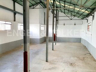 Miete Fabrikhalle in Centre. Nave tipo c con 9 metros de altura