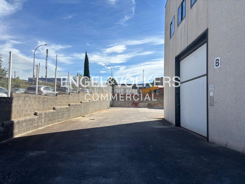 Foto 0683a85c-edbd-403b-86af-f530b4ad017d. Lloguer nau industrial a Caldes de Montbui