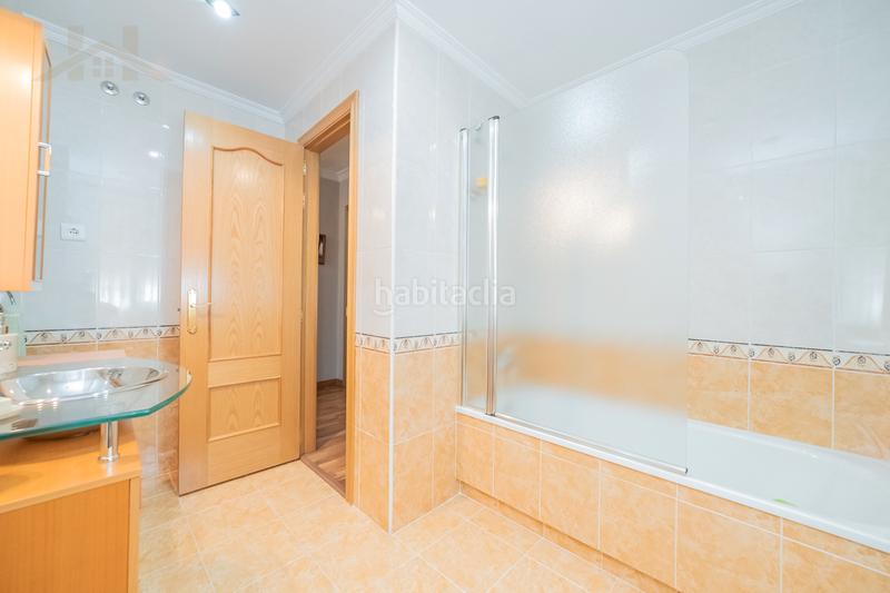 Foto 3e0acc48-34bc-4442-8ec1-e5093f59e227. Casa aparellada a calle río jarama 79 a Zona El Caño Arroyomolinos