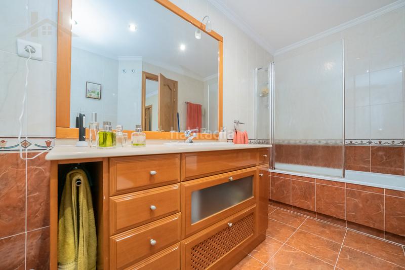 Foto c5d2a921-ecc8-41e4-b34b-71db0b680c41. Casa bifamiliare in calle río jarama 79 in Zona El Caño Arroyomolinos