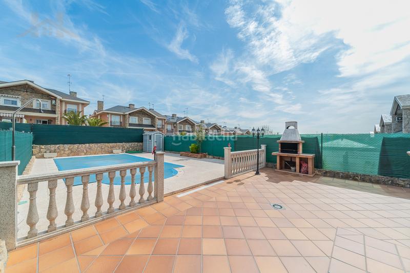 Foto edaa670b-1465-4fe9-a751-c963f6404302. Maison jumelée dans calle río jarama 79 dans Zona El Caño Arroyomolinos