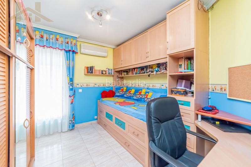 Foto d659f2fa-7662-4154-849e-dd9d3ba07f32. Piso  de 4 dormitorios con terraza acristalada, garaje y trastero en venta en zona próxima a la tenería, en Pinto