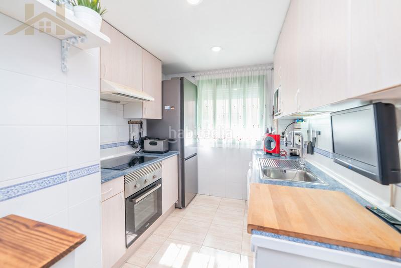 Foto e4d4247b-8903-4acc-90db-7439f0bbe297. Piso  de 4 dormitorios con terraza acristalada, garaje y trastero en venta en zona próxima a la tenería, en Pinto