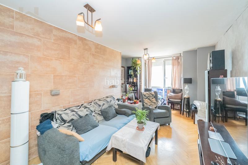 Foto 10d7f34c-baef-42ec-b3f2-ee0f809d23c3. Dúplex a avenida de la unión europea 62 a Las Castañeras - Bulevar Arroyomolinos