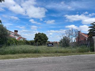 Terreno residencial en Calle aneto 26