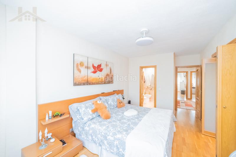 Foto 3c8ff1c4-3e3b-4ce0-a872-68a06981e216. Casa aparellada a calle río tajuña 46 a Zona El Caño Arroyomolinos