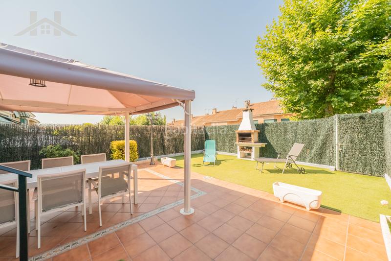 Foto 87b23947-4970-48b4-9fcf-768763ab212b. Casa aparellada a calle río tajuña 46 a Zona El Caño Arroyomolinos