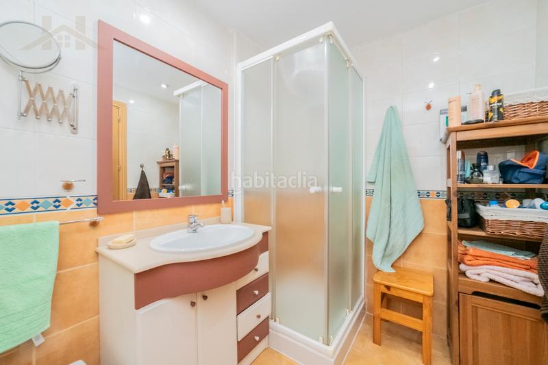 Foto 0da9a9fc-1c44-4e81-8a06-a184c3fca551. Casa pareada en calle río tajuña 46 en Zona El Caño Arroyomolinos