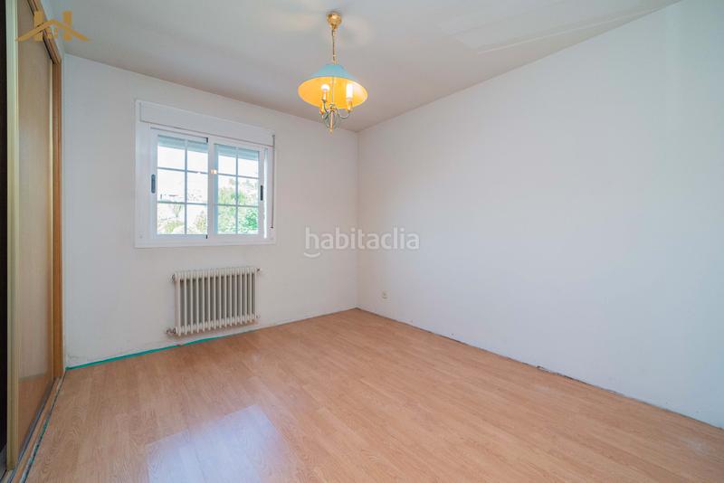 Foto ec26427a-a123-412a-b0e9-5eebcb390b7c. Chalet dans calle del eucalipto 109 dans Parque Coimbra Móstoles