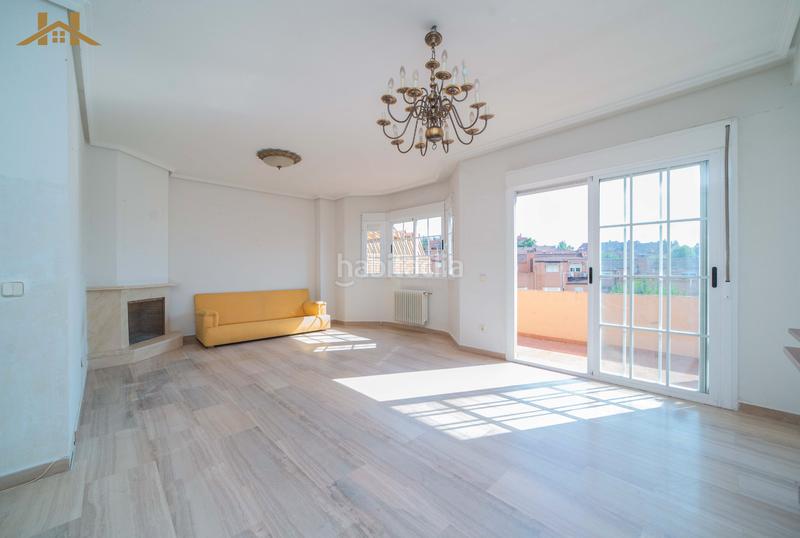 Foto 06e3139d-b495-46f4-8107-62aa62103f37. Chalet en calle del eucalipto 109 en Parque Coimbra Móstoles