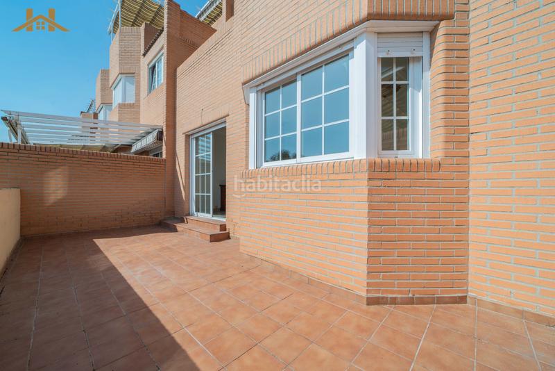 Foto c7f1d83e-f923-4667-8be4-1396a9536900. Chalet en calle del eucalipto 109 en Parque Coimbra Móstoles