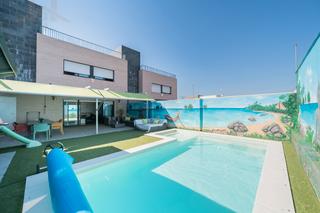 Xalet en Calle dal 63. Chalet en calle dali