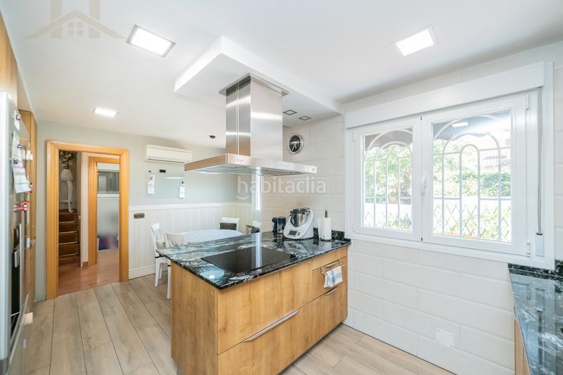 Foto 4b69c6ba-9abc-4ceb-af2b-f8db03148e72. Chalet dans calle de bilbao 56 dans La Cárcaba-El Encinar-Montemolinos Arroyomolinos