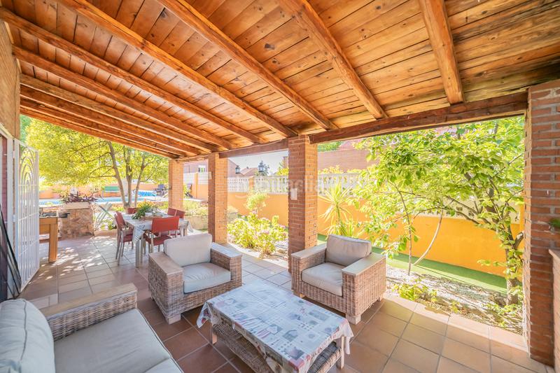 Foto 7bc57cf8-f093-4ebf-a822-92b34cfc6e79. Chalet dans calle de bilbao 56 dans La Cárcaba-El Encinar-Montemolinos Arroyomolinos