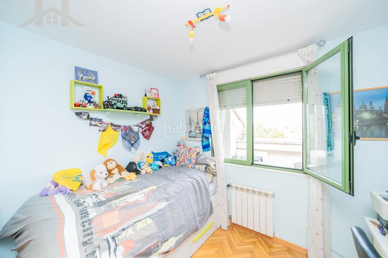 Foto 6211cd72-21b0-4ea7-a4f1-0a350fd671ed. Àtic a calle dolores castillejo duquesa de almenara 8 a Arroyomolinos