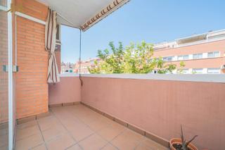 Pis  Calle suecia. Piso de 3 dormitorios con terraza, garaje, trastero y ascensor e