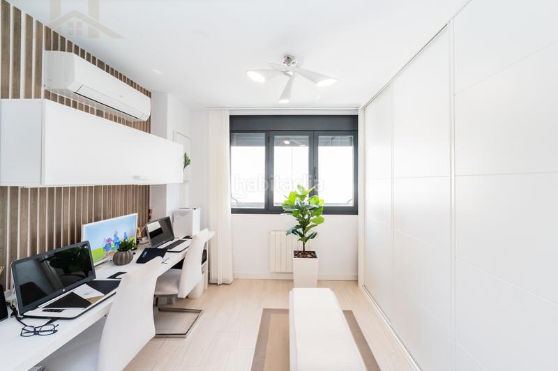 Foto 58bf8b2d-c686-4a8e-bff4-a5aeb94c30bb. Casa aparellada a calle manacor 1 a Urbanización El Mediterráneo Arroyomolinos