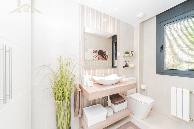 Foto 8329e563-bc88-43c6-a0d7-6ac4e54f3d73. Casa aparellada a calle manacor 1 a Urbanización El Mediterráneo Arroyomolinos