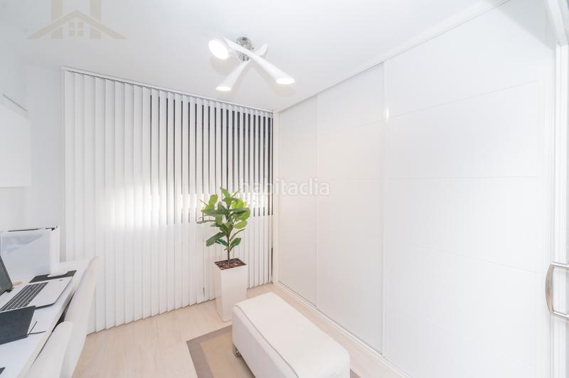 Foto f82ef10c-7d55-45a9-b665-20279b2593a5. Casa aparellada a calle manacor 1 a Urbanización El Mediterráneo Arroyomolinos