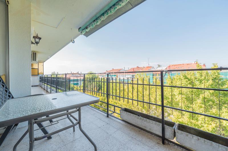 Foto 605174c5-5e2b-4fa0-92b1-31a295e95fa3. Àtic a calle paseo de Móstoles 65 a Parque Coimbra Móstoles