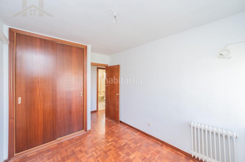 Foto f99e3926-82a8-4799-a27f-bbbb2a7607c1. Àtic a calle paseo de Móstoles 65 a Parque Coimbra Móstoles