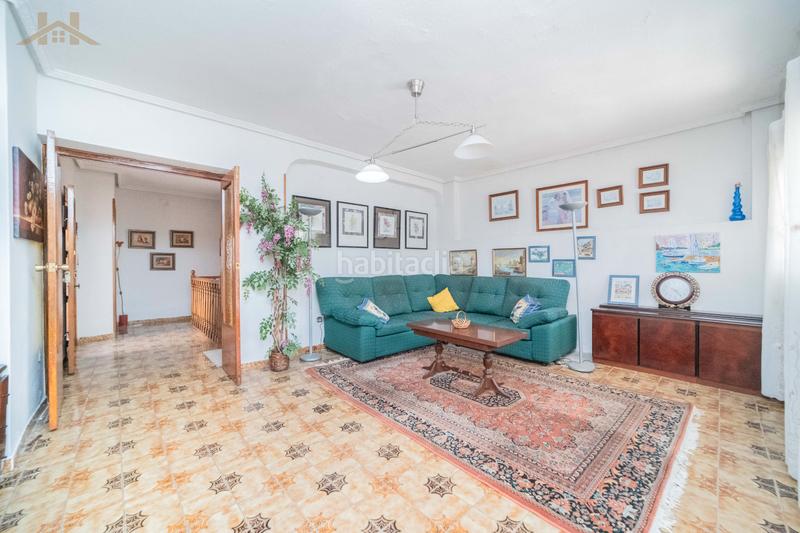 Foto b9c68285-3268-496b-8801-09189e0fe2a8. Chalet en calle de las encinas 110 casa o chalet independiente en venta en calle de las encinas, 110 en Móstoles