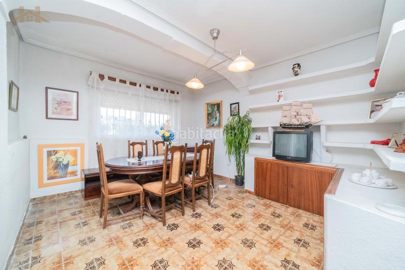 Foto bd6b28ae-a5b8-4193-9978-7d3ffaf30ea4. Chalet en calle de las encinas 110 casa o chalet independiente en venta en calle de las encinas, 110 en Móstoles