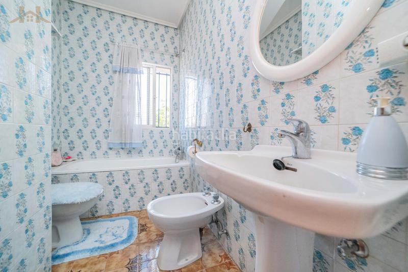 Foto dce57f9b-33a3-4406-b4a4-4eb05c4b0455. Chalet en calle de las encinas 110 casa o chalet independiente en venta en calle de las encinas, 110 en Móstoles