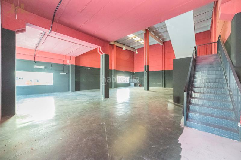 Foto da8e13a9-3391-4755-8109-d9491d1a544d. Bâtiment à usage industriel dans calle de santiago ramón y cajal 151 dans Arroyomolinos