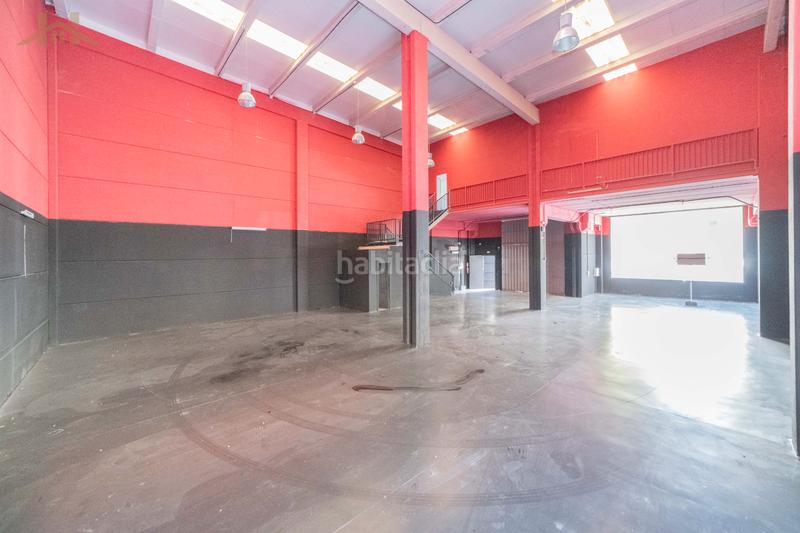 Foto e9095bd2-4276-4e65-9cc7-2bc5e2afc58e. Bâtiment à usage industriel dans calle de santiago ramón y cajal 151 dans Arroyomolinos