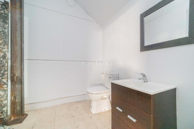 Foto fe76e032-e365-4b75-a167-13d70f702eda. Bâtiment à usage industriel dans calle de santiago ramón y cajal 151 dans Arroyomolinos