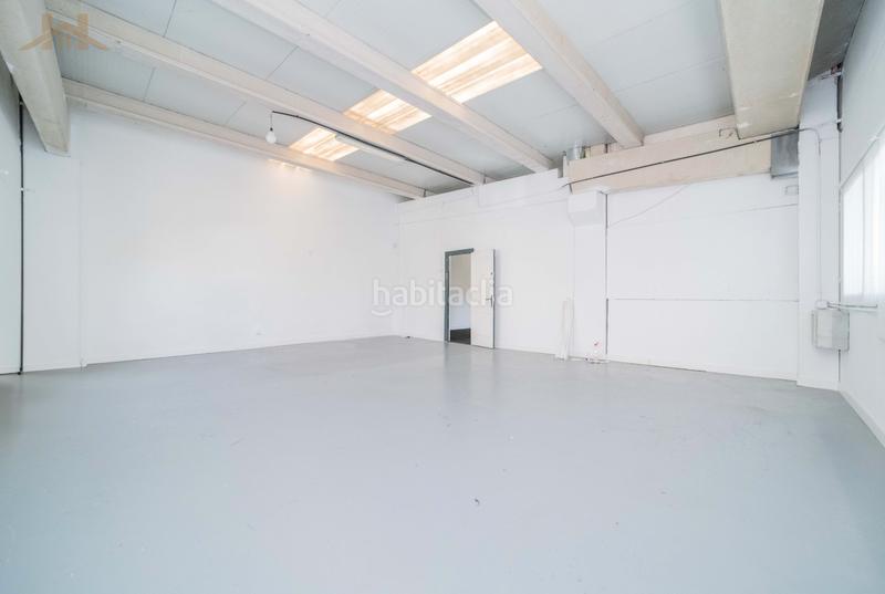 Foto 338dac01-6ef0-43ad-8460-5e6aa50e0c7e. Capannone industriale in calle de santiago ramón y cajal 151 in Arroyomolinos