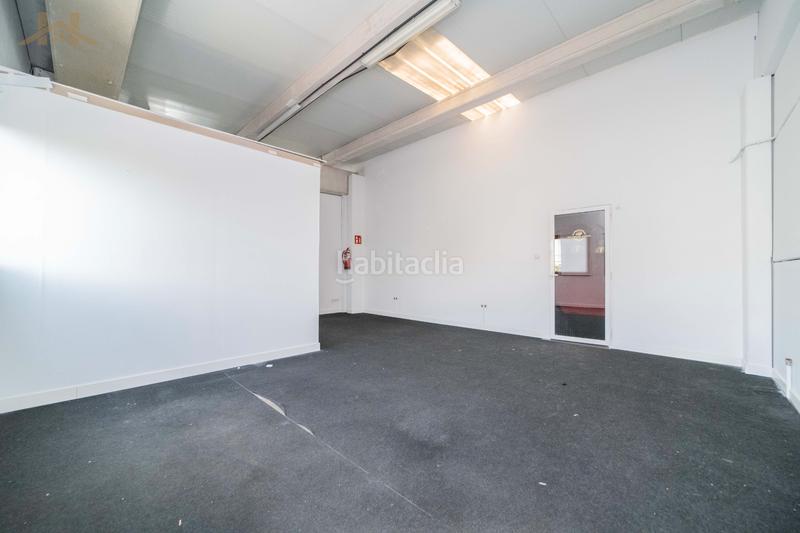 Foto 9db9f7dc-9e5d-4257-a4cb-224c61ec4ce7. Capannone industriale in calle de santiago ramón y cajal 151 in Arroyomolinos