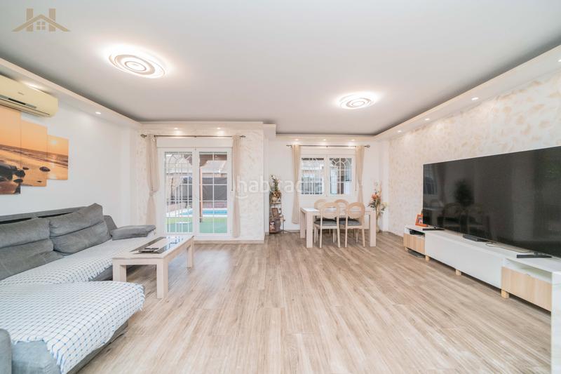 Foto d8aca99c-8fea-4ad0-93be-6ead7654ca13. Casa bifamiliare in calle de suances 6 in Las Castañeras - Bulevar Arroyomolinos