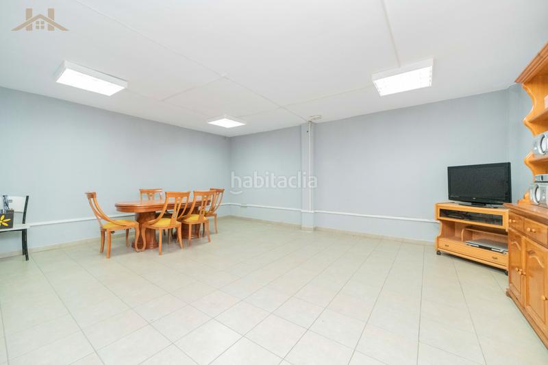 Foto 3b9dbfef-7515-431d-ae94-7cbf9d79a8b8. Casa pareada en calle de suances 6 en Las Castañeras - Bulevar Arroyomolinos