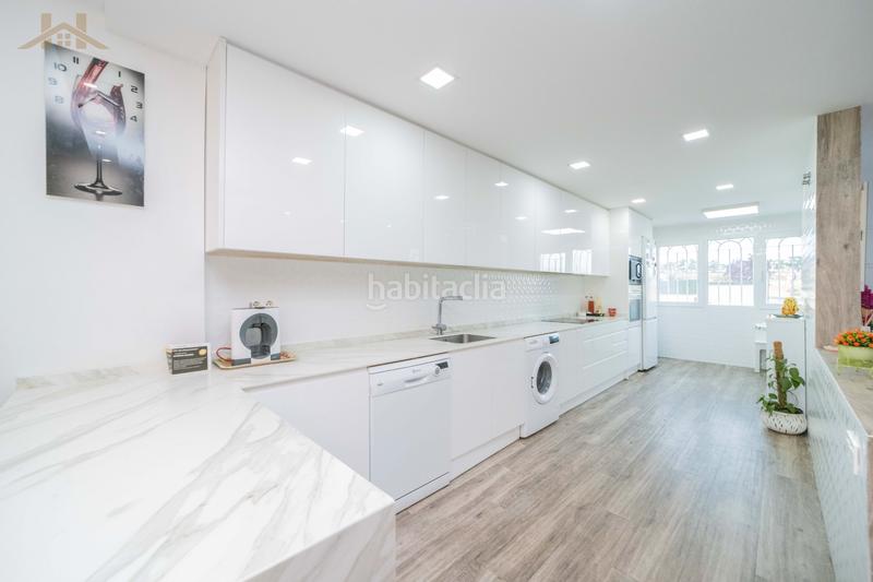 Foto 49150c15-82e0-488e-9a73-54f4884fa0b0. Maison jumelée dans calle de suances 6 dans Las Castañeras - Bulevar Arroyomolinos