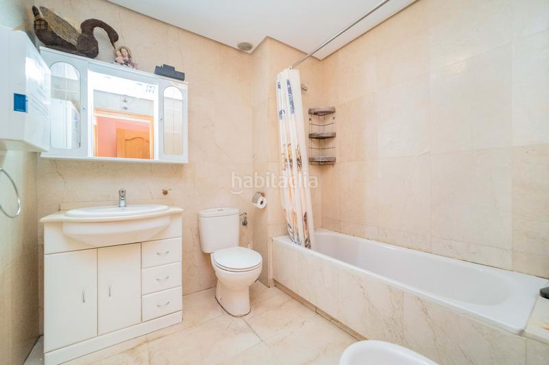 Foto 56bf5c86-d9f2-4fc6-995d-461f0952c7eb. Maison jumelée dans calle de suances 6 dans Las Castañeras - Bulevar Arroyomolinos