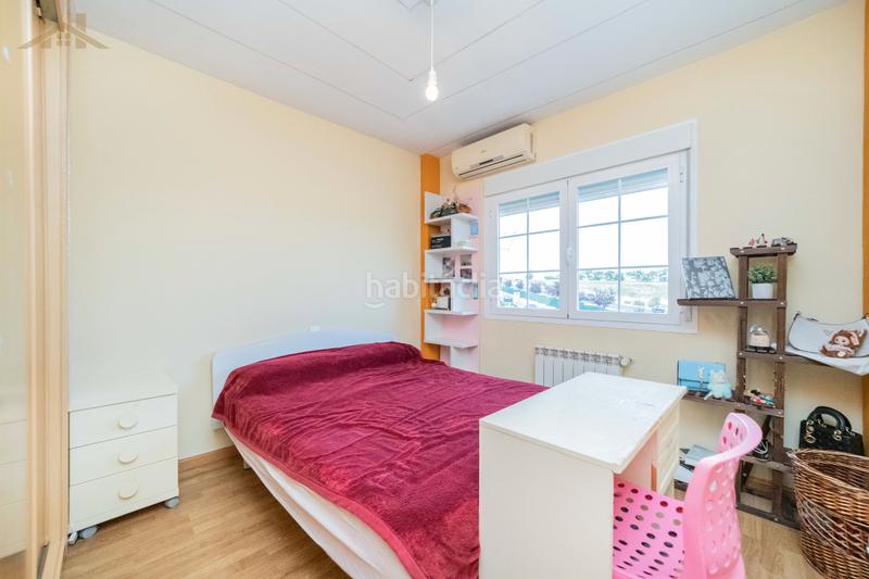 Foto 5716a886-5387-420a-929e-6db6a9c7c196. Maison jumelée dans calle de suances 6 dans Las Castañeras - Bulevar Arroyomolinos