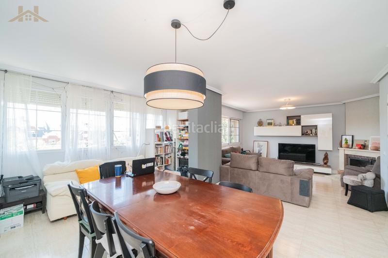 Foto c14f7e25-f630-4efc-9fb3-dfe27ae27927. Casa a schiera in calle sierra de gredos 62 in La Cárcaba-El Encinar-Montemolinos Arroyomolinos