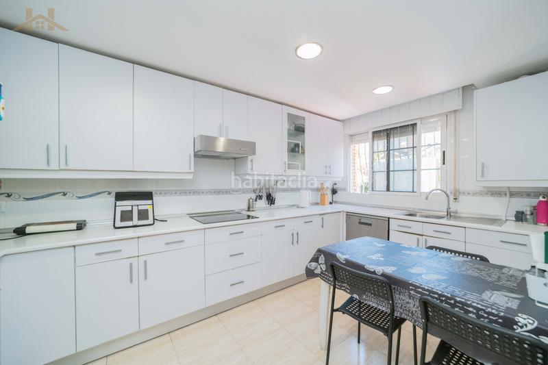 Foto d157e5aa-2453-48e8-8e0e-eba585d47067. Casa a schiera in calle sierra de gredos 62 in La Cárcaba-El Encinar-Montemolinos Arroyomolinos