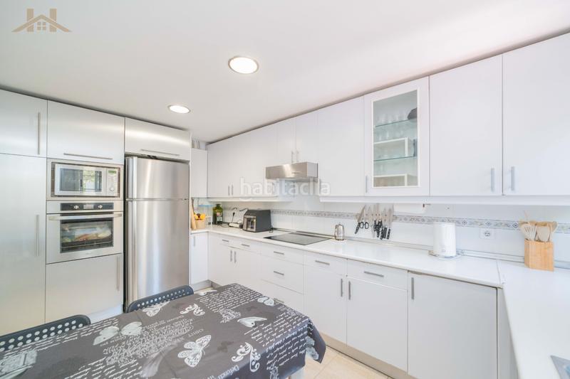 Foto 0a6b7ee0-de7e-42f5-bac2-392e93efd3ce. Casa adossada a calle sierra de gredos 62 a La Cárcaba-El Encinar-Montemolinos Arroyomolinos