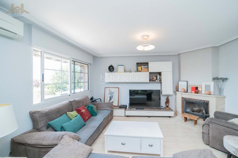 Foto e8c82229-3196-4394-9d49-216b3d00d074. Casa adossada a calle sierra de gredos 62 a La Cárcaba-El Encinar-Montemolinos Arroyomolinos