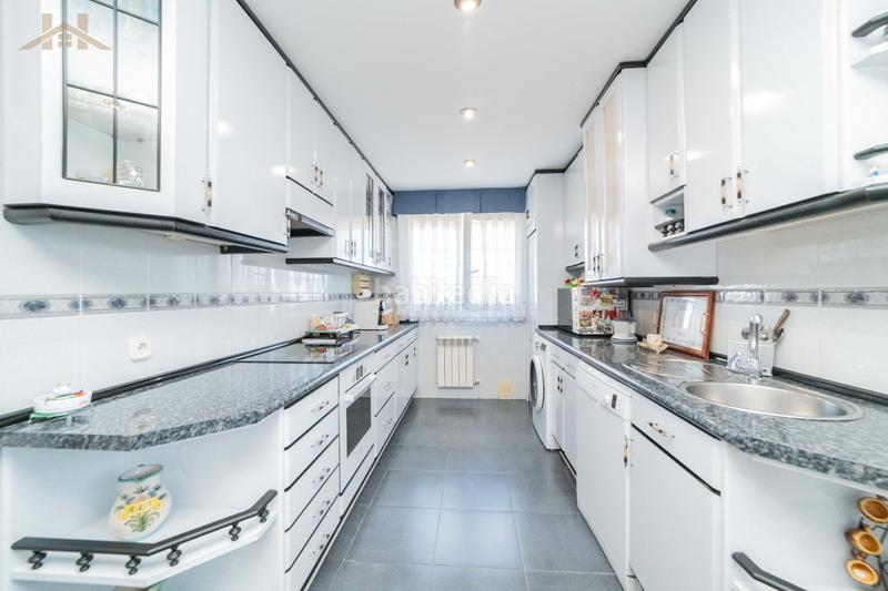 Foto fa6da400-8a3d-4030-96d4-c539651e8bd6. Xalet a calle del mimosas 3 a Parque Coimbra Móstoles